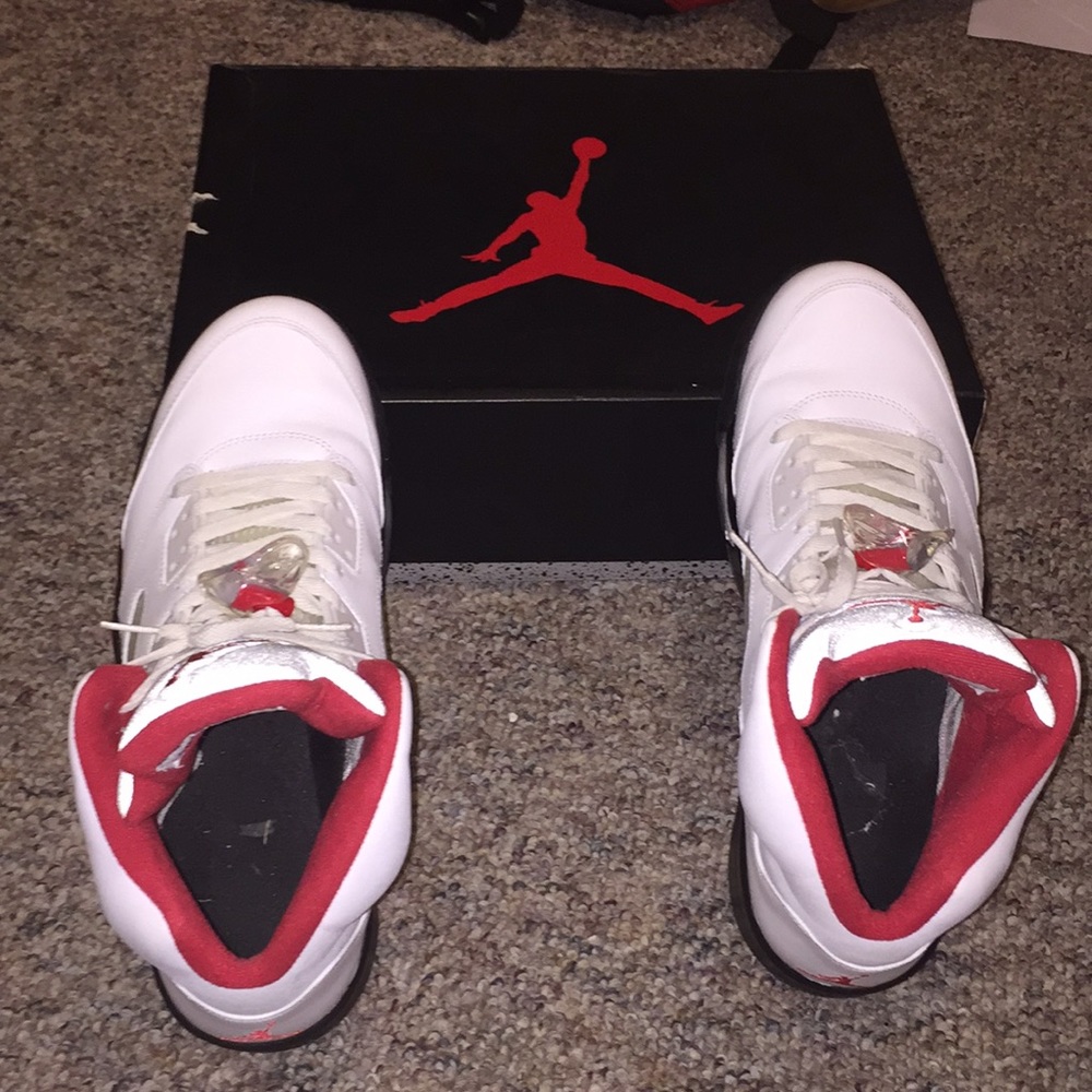 Jordan Fire Reds - Picture 5 of 8